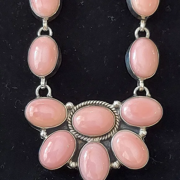 New Sterling Silver & Pink Conch Large Statement Necklace Gorgeous! - Picture 1 of 12
